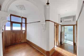 16 Edgeware Road, Saint Albans