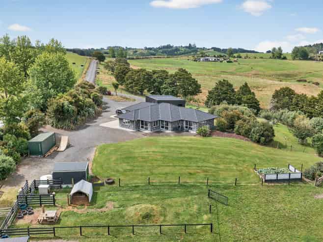 228 Knight Road, Ruatangata