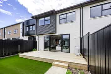 11A O'Neill's Road, Swanson