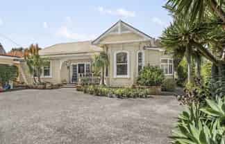 120 Vauxhall Road, Devonport