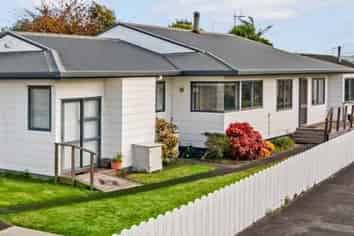 40 Sandspit Road, Waiuku