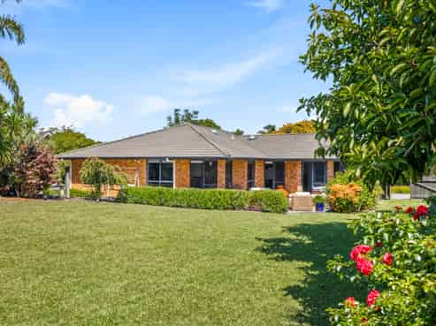 49 Sunny Crescent, Huapai