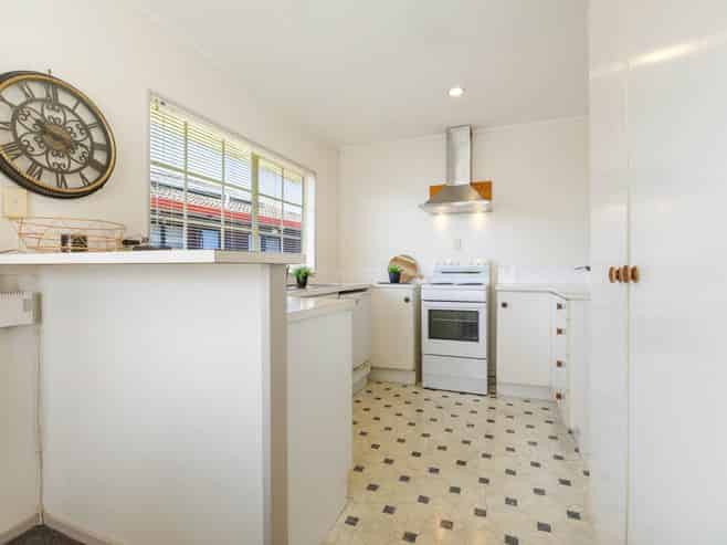 17 & 17A  Heathridge Place, Burswood