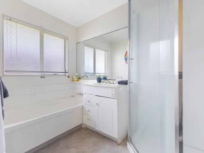 17 & 17A  Heathridge Place, Burswood