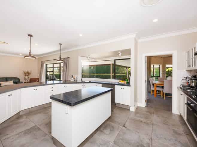 138 Valley Views, Fitzherbert