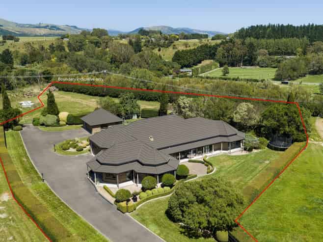 138 Valley Views, Fitzherbert