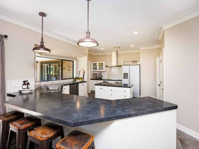 138 Valley Views, Fitzherbert