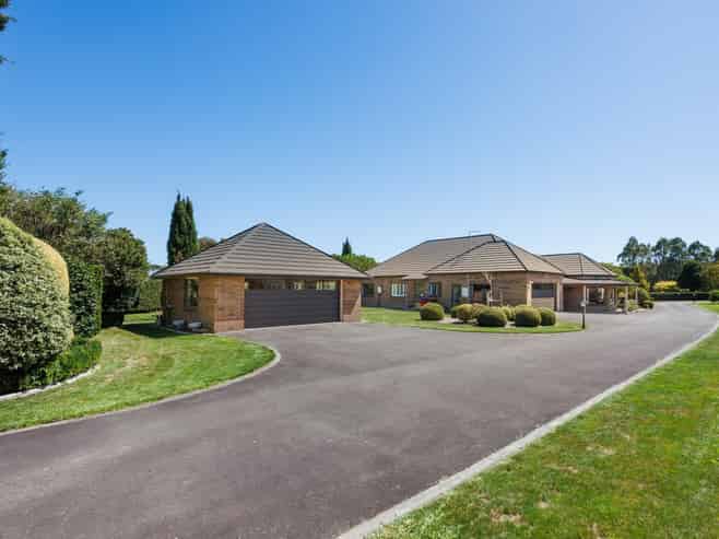 138 Valley Views, Fitzherbert