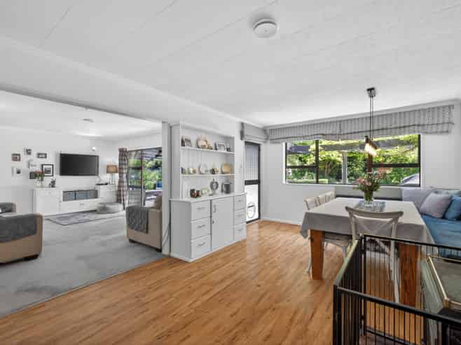 32 Scarlet Oak Drive, West Melton