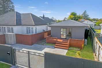 821 Tamatea Street, Mahora