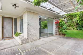 2/41 Buckley Road, Epsom