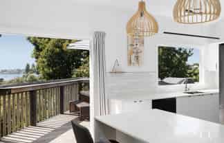 127B Kingswood Road, Brookfield