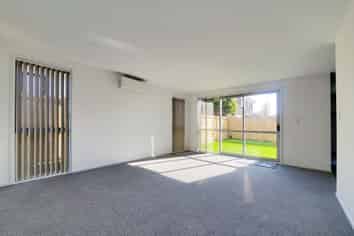 13c Oxford Road, Manurewa