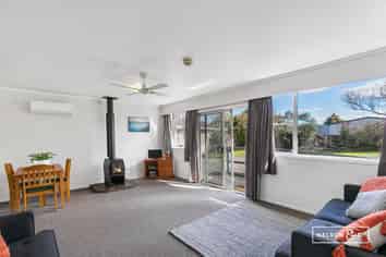 1/576a Weymouth Road, Weymouth