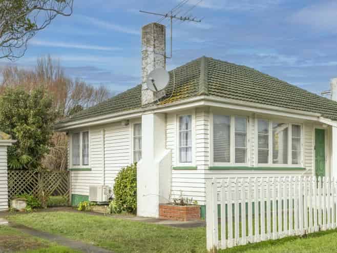22 Findlay St, Tawa