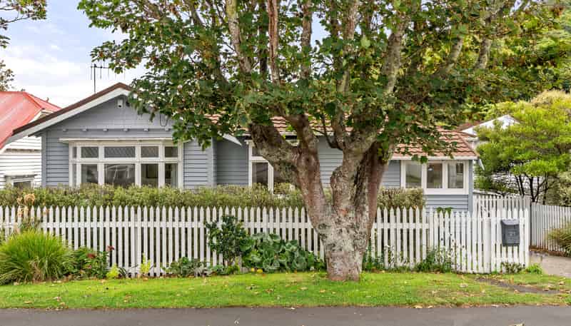 21 Chamberlain Road, Karori