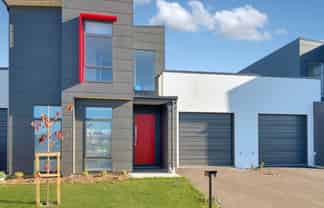 2/87 Manakura Street, Russley