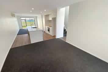 2/87 Manakura Street, Russley