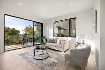 8/41 Seaside Avenue, Waterview