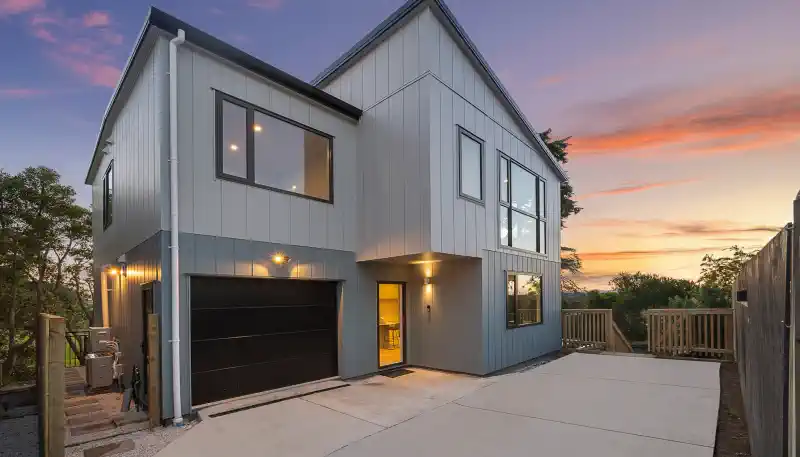 8/41 Seaside Avenue, Waterview