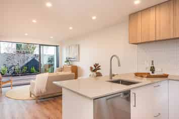 7/77 Deans Avenue, Riccarton