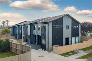 28C Mckinstry Avenue, Mangere East