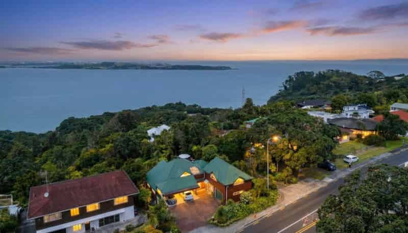 402 Hillsborough Road, Mount Roskill