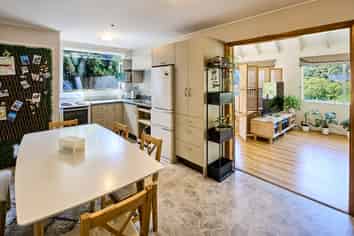 1/102 Sutherland Road, Melrose