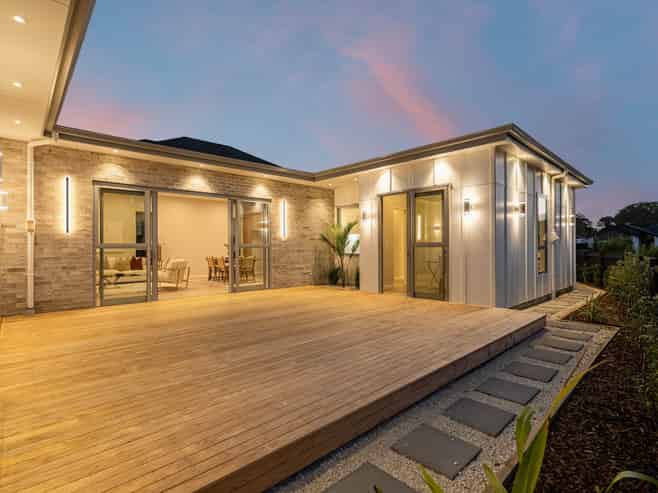 18 Puruatanga Road, Millwater