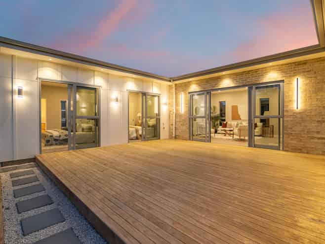 18 Puruatanga Road, Millwater