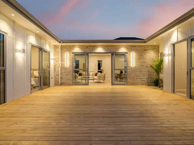 18 Puruatanga Road, Millwater