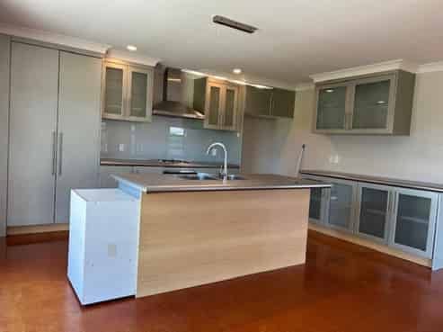 12 Tohora Crescent, Omaha