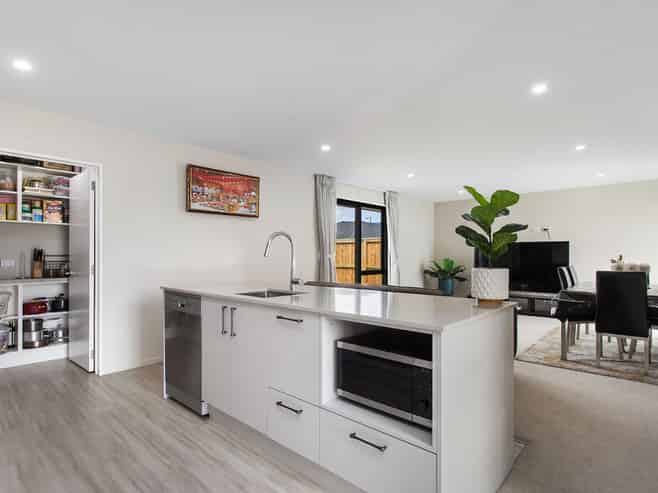 53 River Stone Drive, Halswell