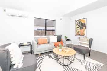 36B Kentwood Drive, Woodridge