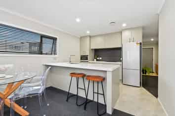 14 Anna Jean Crescent, Flagstaff