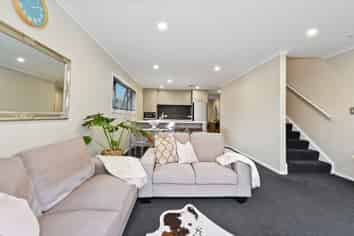 14 Anna Jean Crescent, Flagstaff