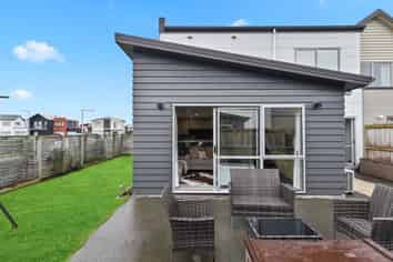 14 Anna Jean Crescent, Flagstaff