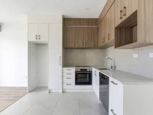 9/233 Great North Road, Henderson