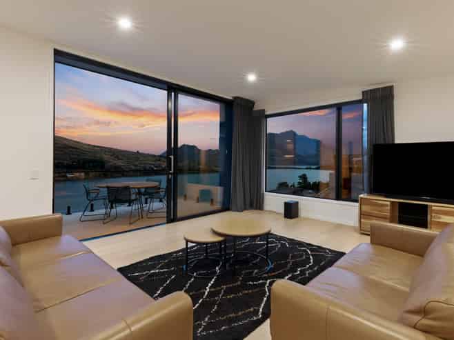 14 Woods Lane, Queenstown Central