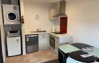 1/2 Rm A Palmerston Street, Hamilton Central