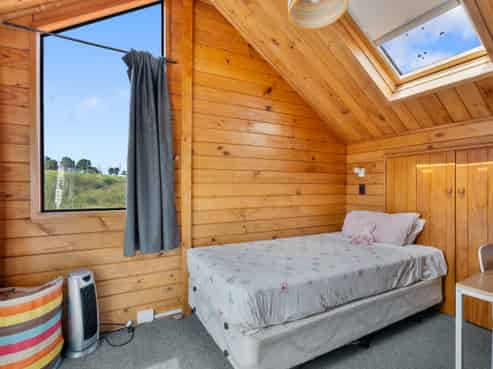 174 Norman Lesser Drive, Saint Johns