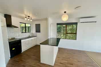 87 Solar Road, Glen Eden