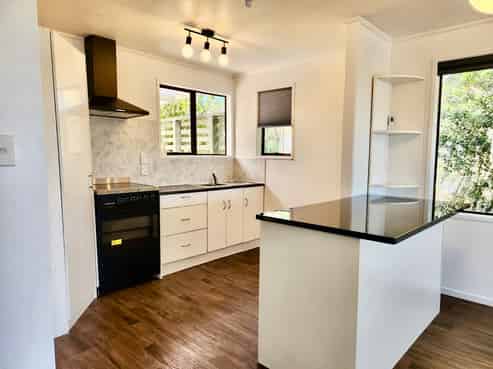 87 Solar Road, Glen Eden