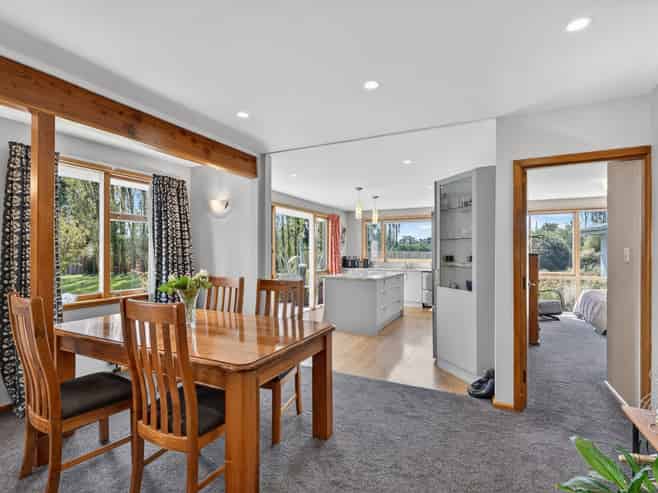 2552 West Coast Road, Kirwee