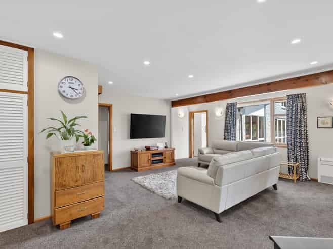 2552 West Coast Road, Kirwee