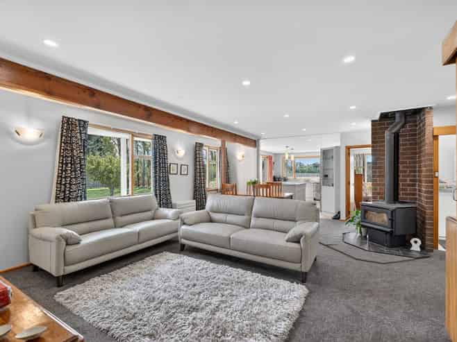 2552 West Coast Road, Kirwee