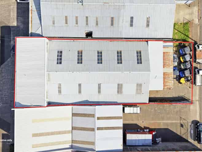 Street to street commercial opportunity