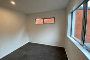 2/168 Condell Avenue, Papanui