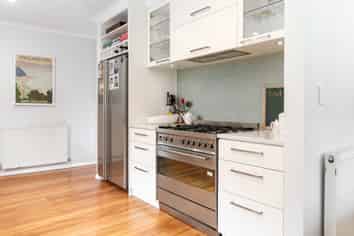 110 Karori Road, Karori