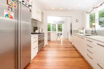 110 Karori Road, Karori